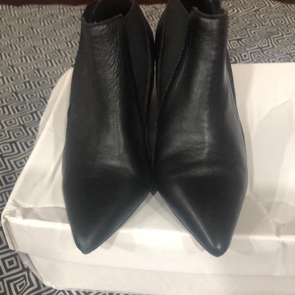 Jeffrey Campbell size 6 1/2 boots - Picture 7 of 7